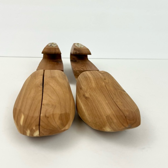 Nordstrom Wooden Shoe Trees Men's Size Medium Cedar Keeper Stretchers - Picture 2 of 12